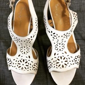 White heeled sandals size 8